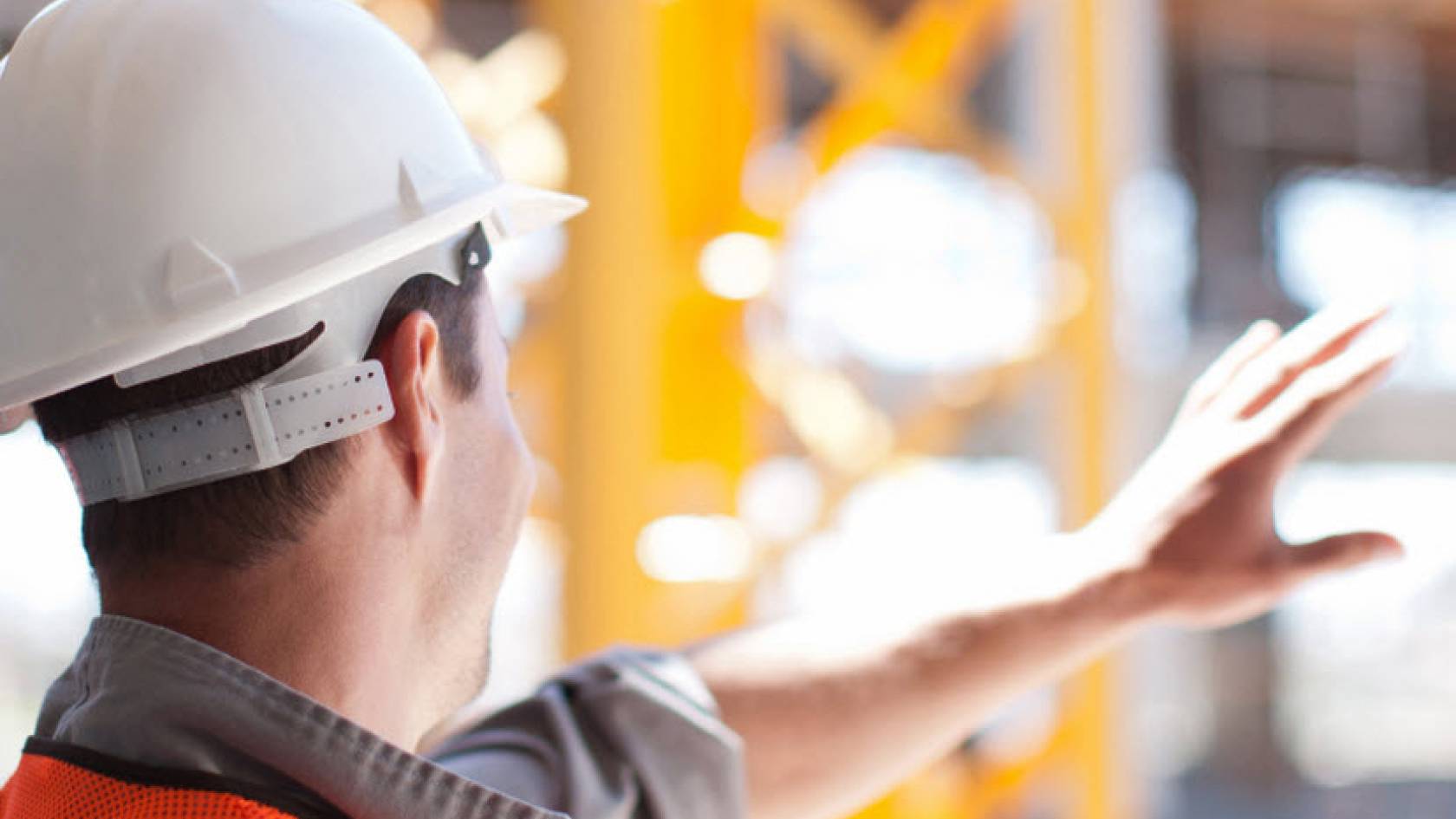 Erfahren Sie im Whitepaper, wie moderne Workforce Management Lösungen die Produktion effizienter machen und Unternehmen fit für Industrie 4.0 und volatile Märkte aufstellen.